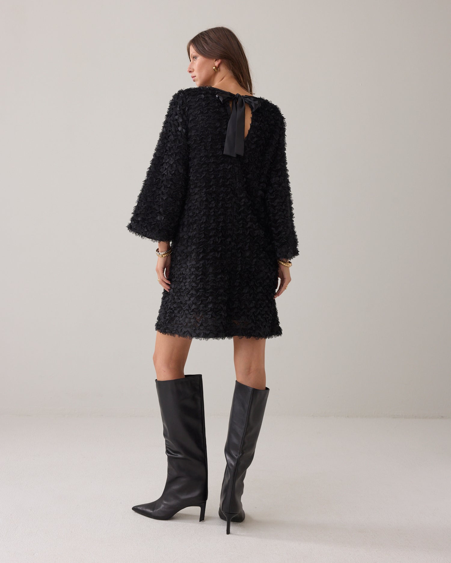 Fluffy knee-length dress