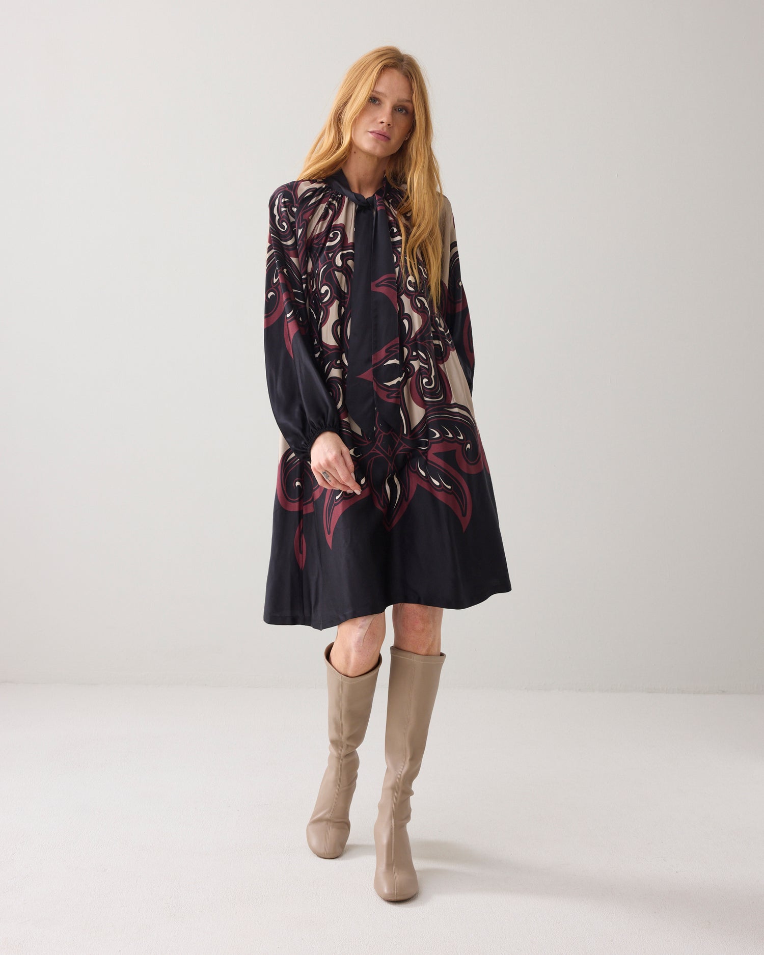 A-Linien-Kleid aus Satin