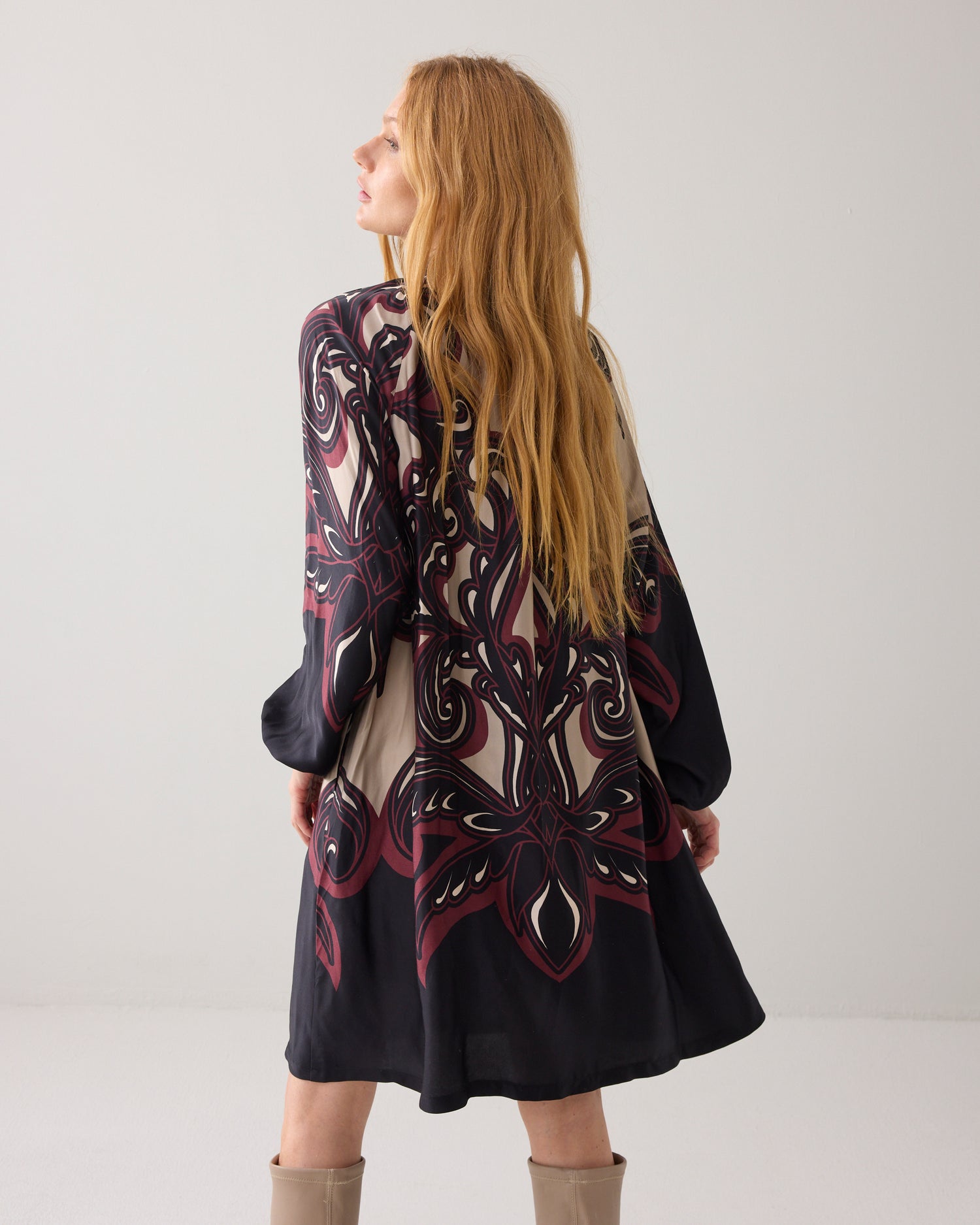 A-Linien-Kleid aus Satin