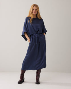 Midi dress in silky fabric