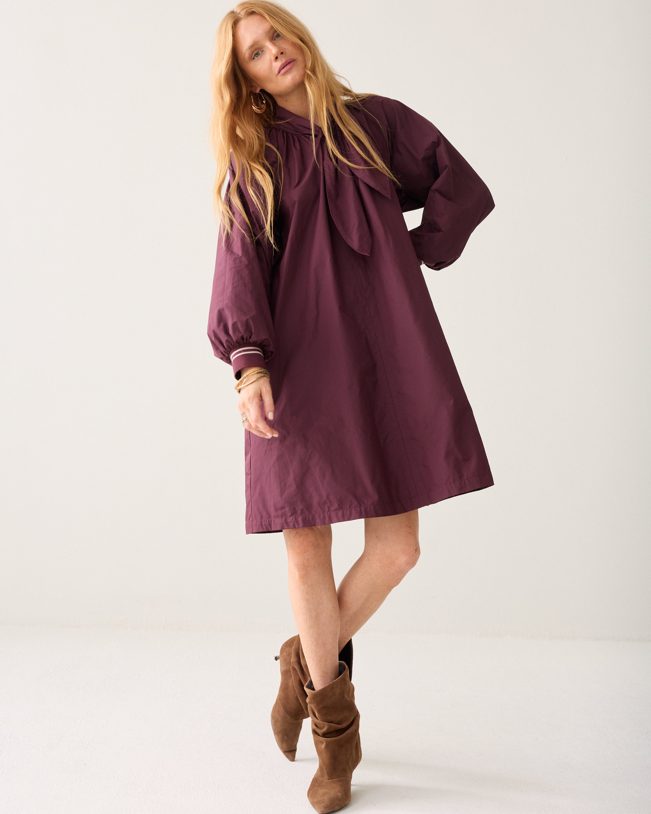 Taffeta dress with bow