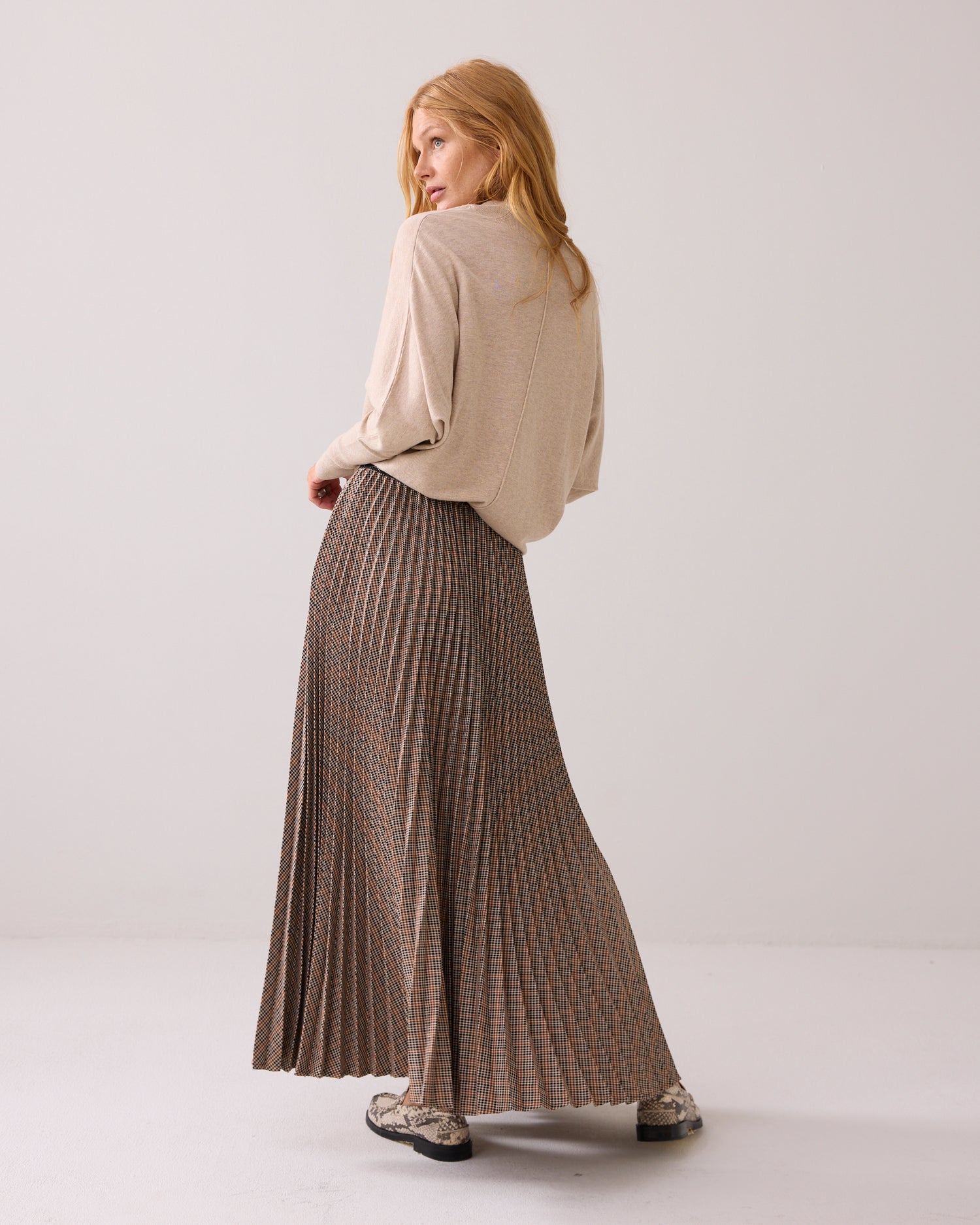 Plaid pleated skirt