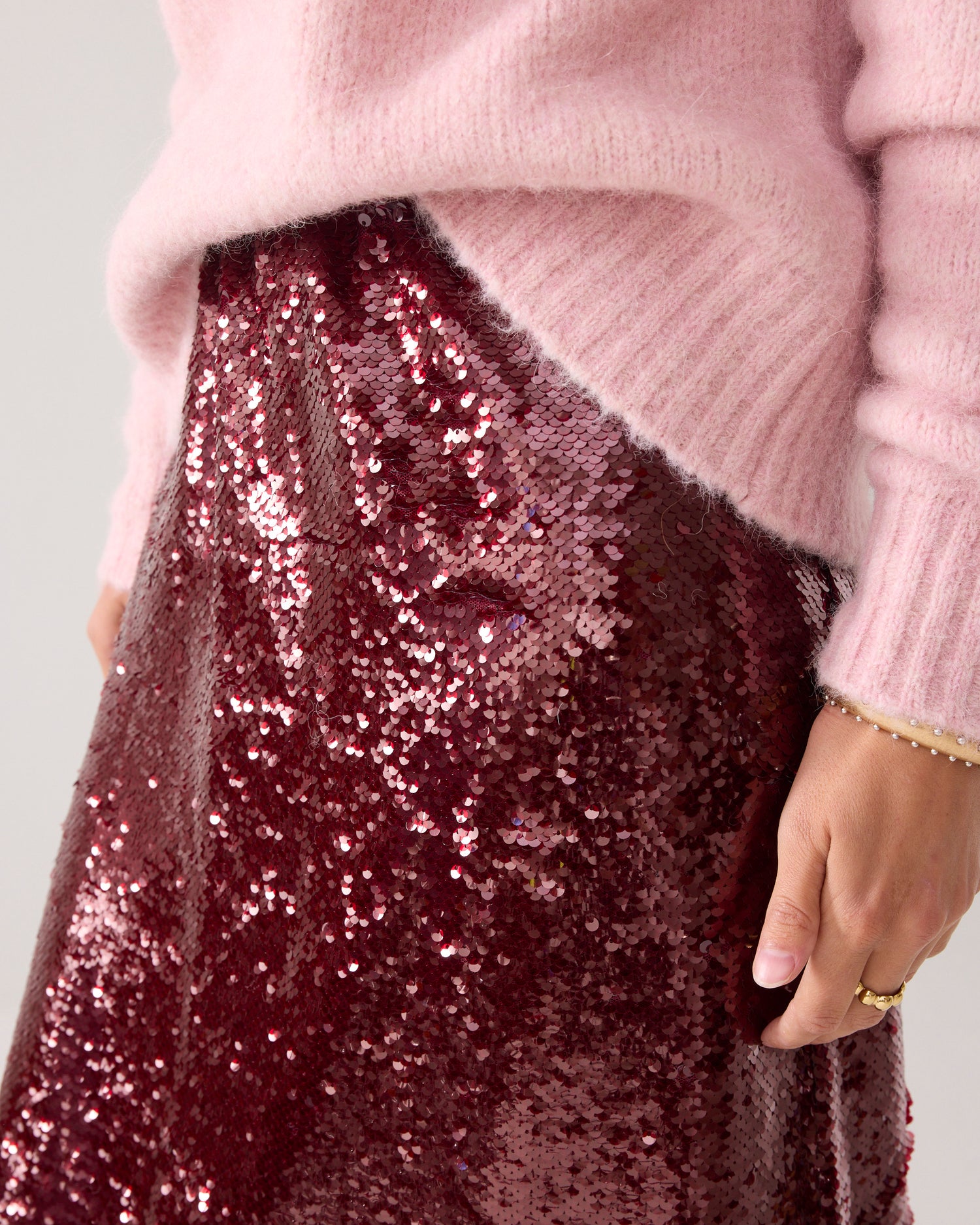Midi skirt in sequin fabric