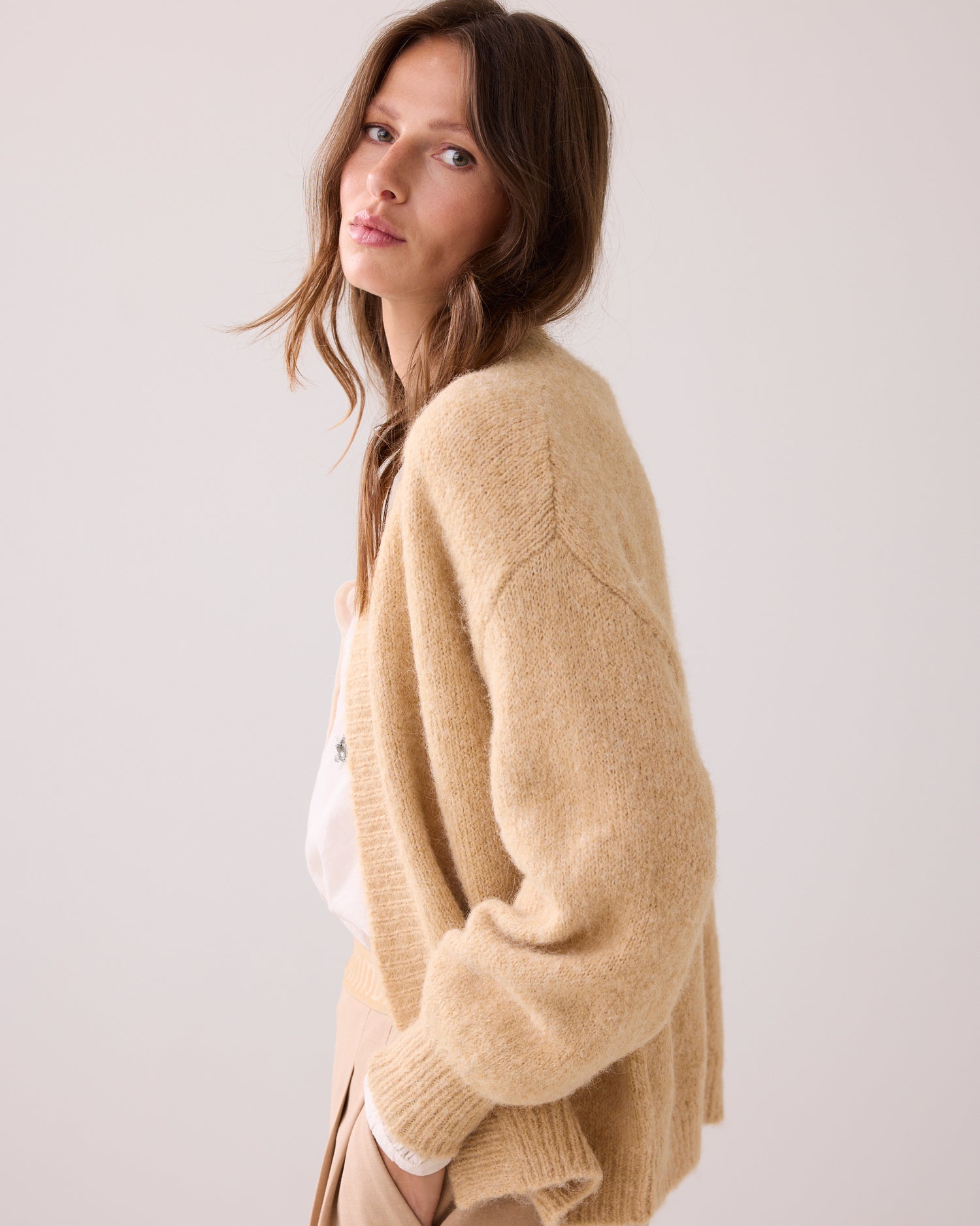 Weiche Strickjacke mit Puffärmeln