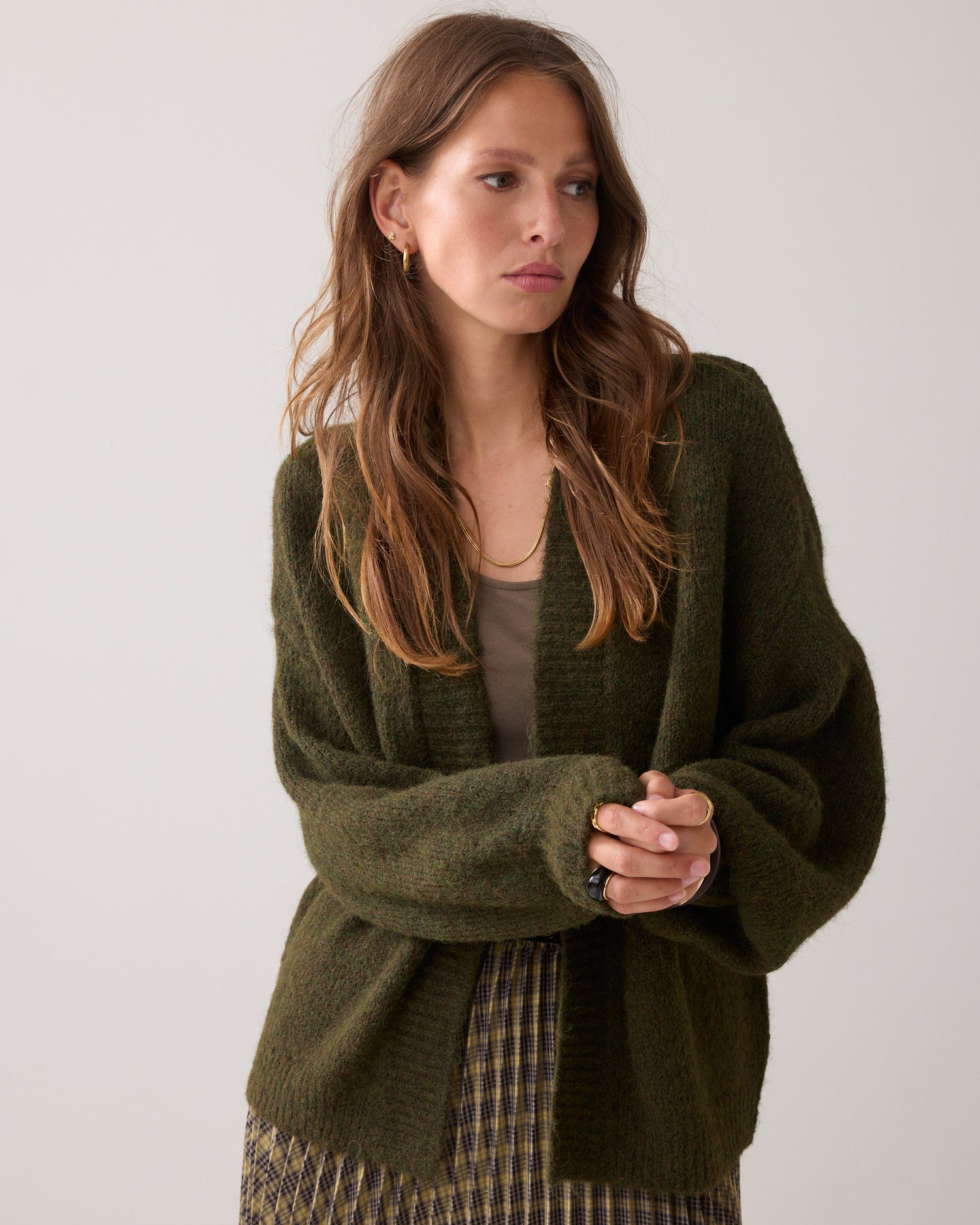 Soft cardigan with puff sleeves