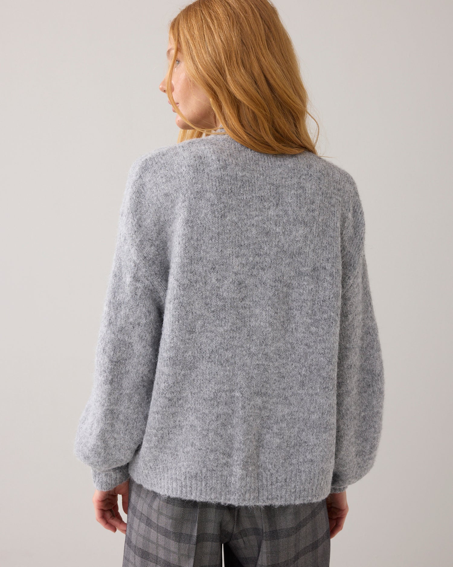 Soft cardigan with puff sleeves
