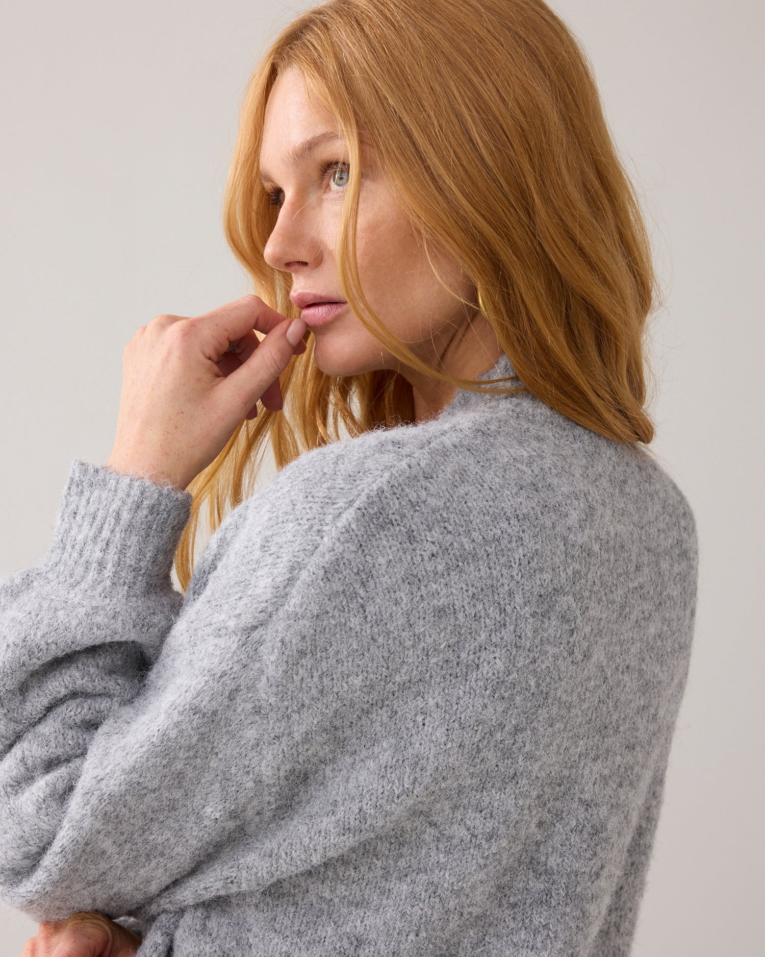 Soft cardigan with puff sleeves