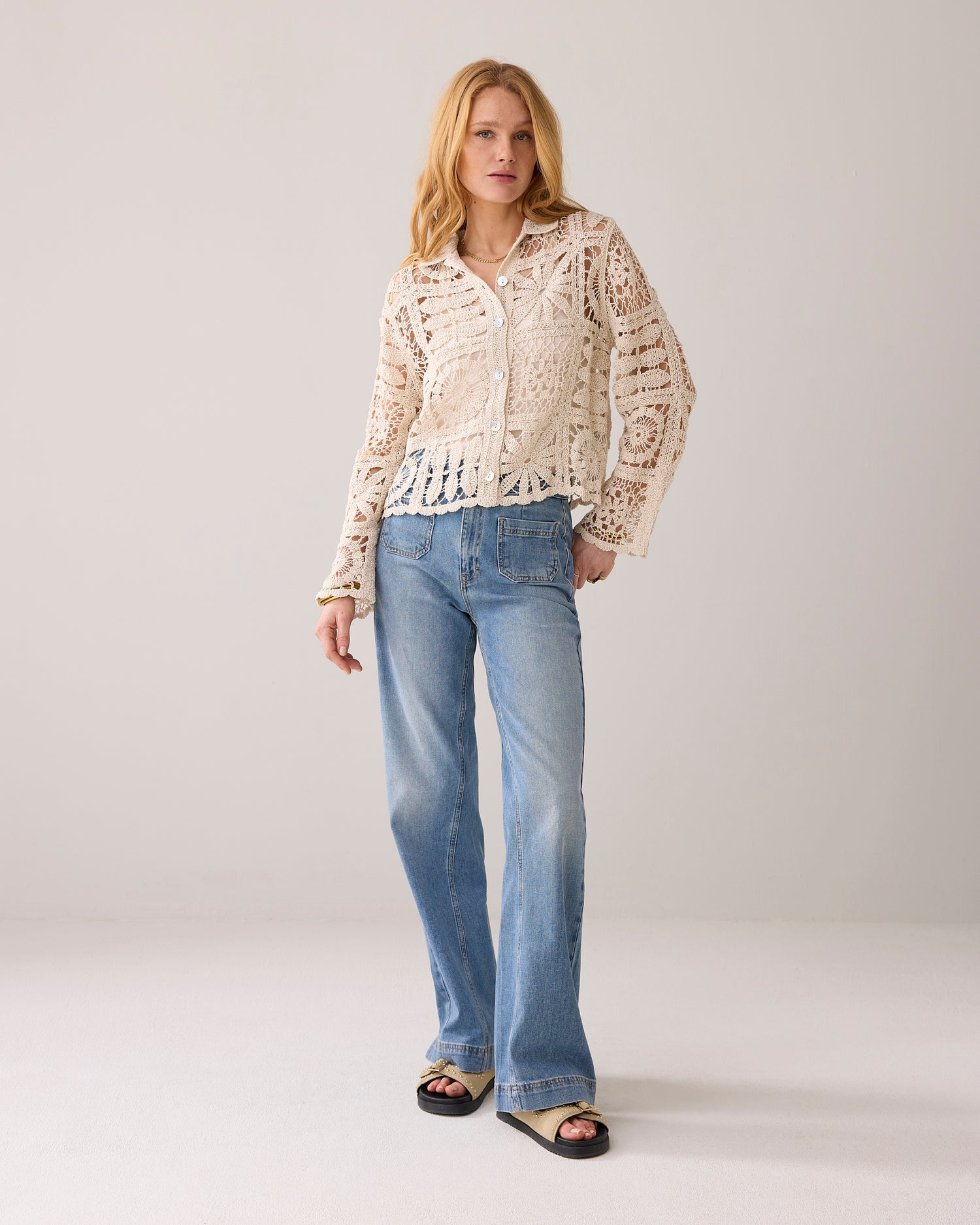 Short crochet cardigan