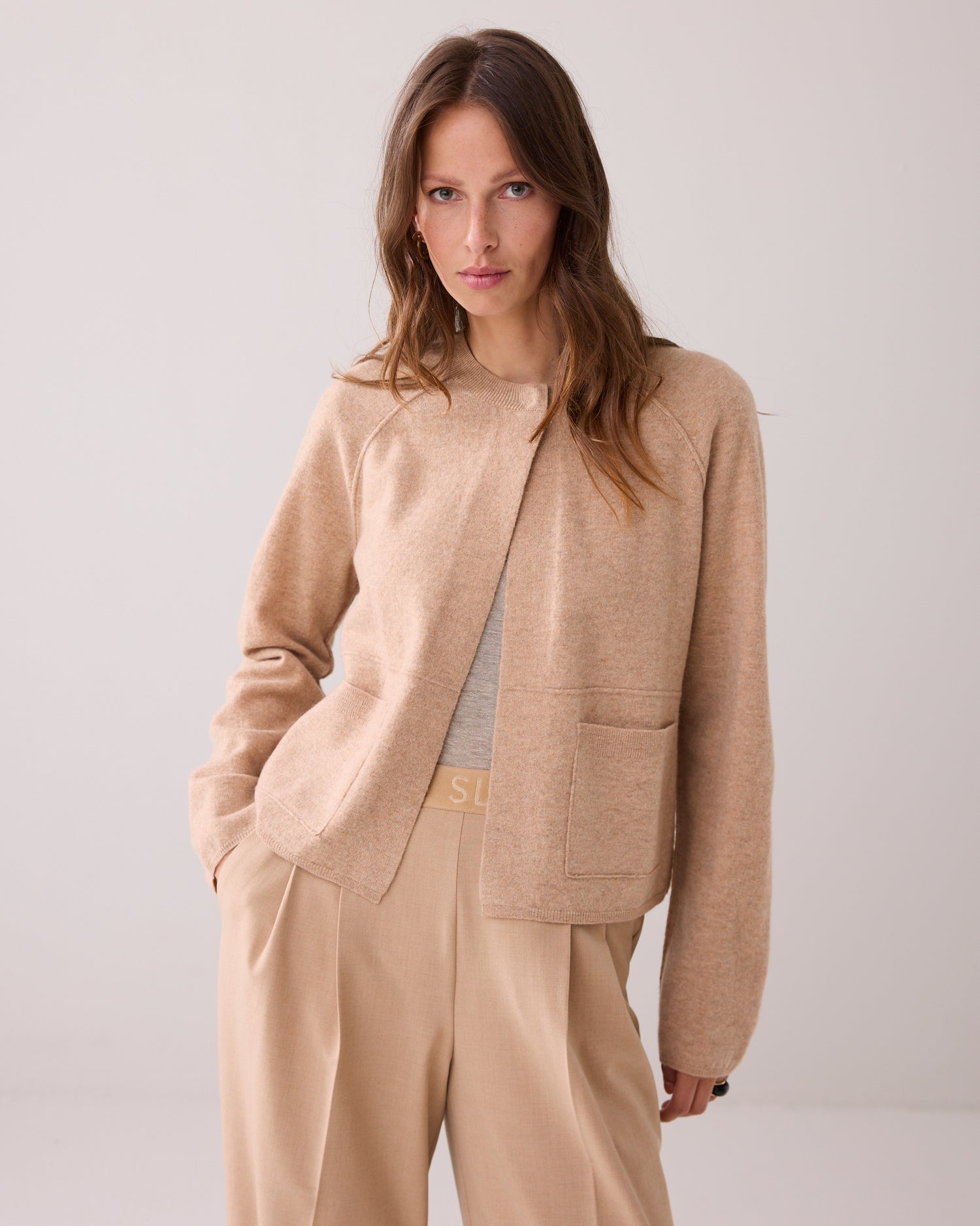 Cardigan jacket in 100% lambswool