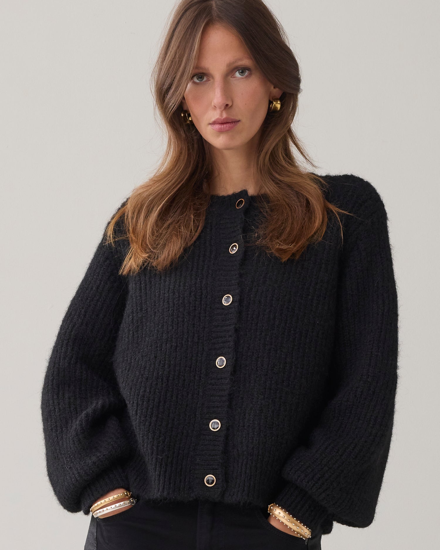 Gebreid vest met grote pofmouw