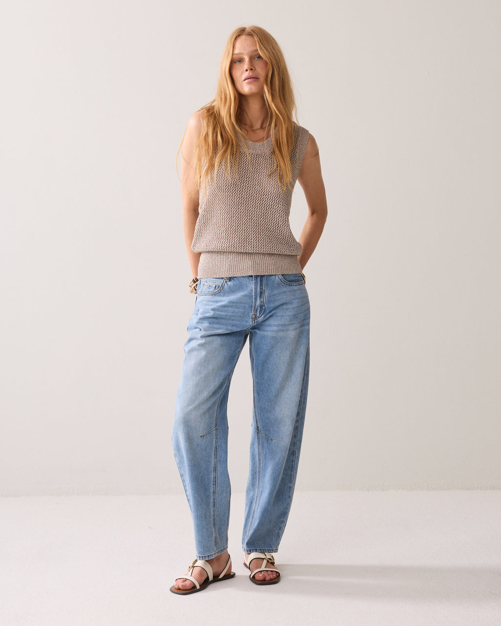 Sleeveless knit top
