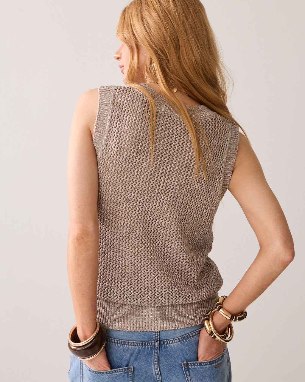 Sleeveless knit top