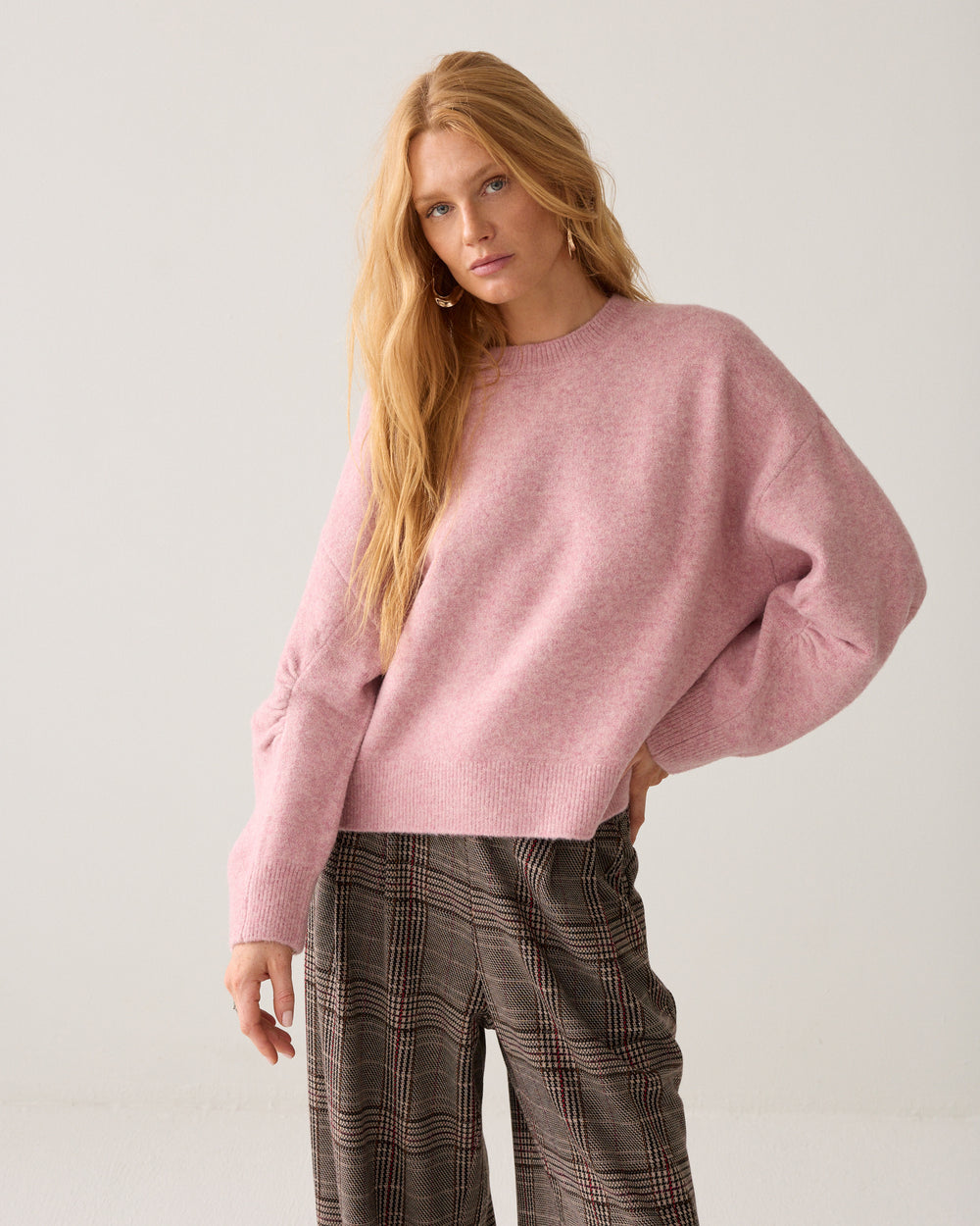 Pull boxy à manches structurées