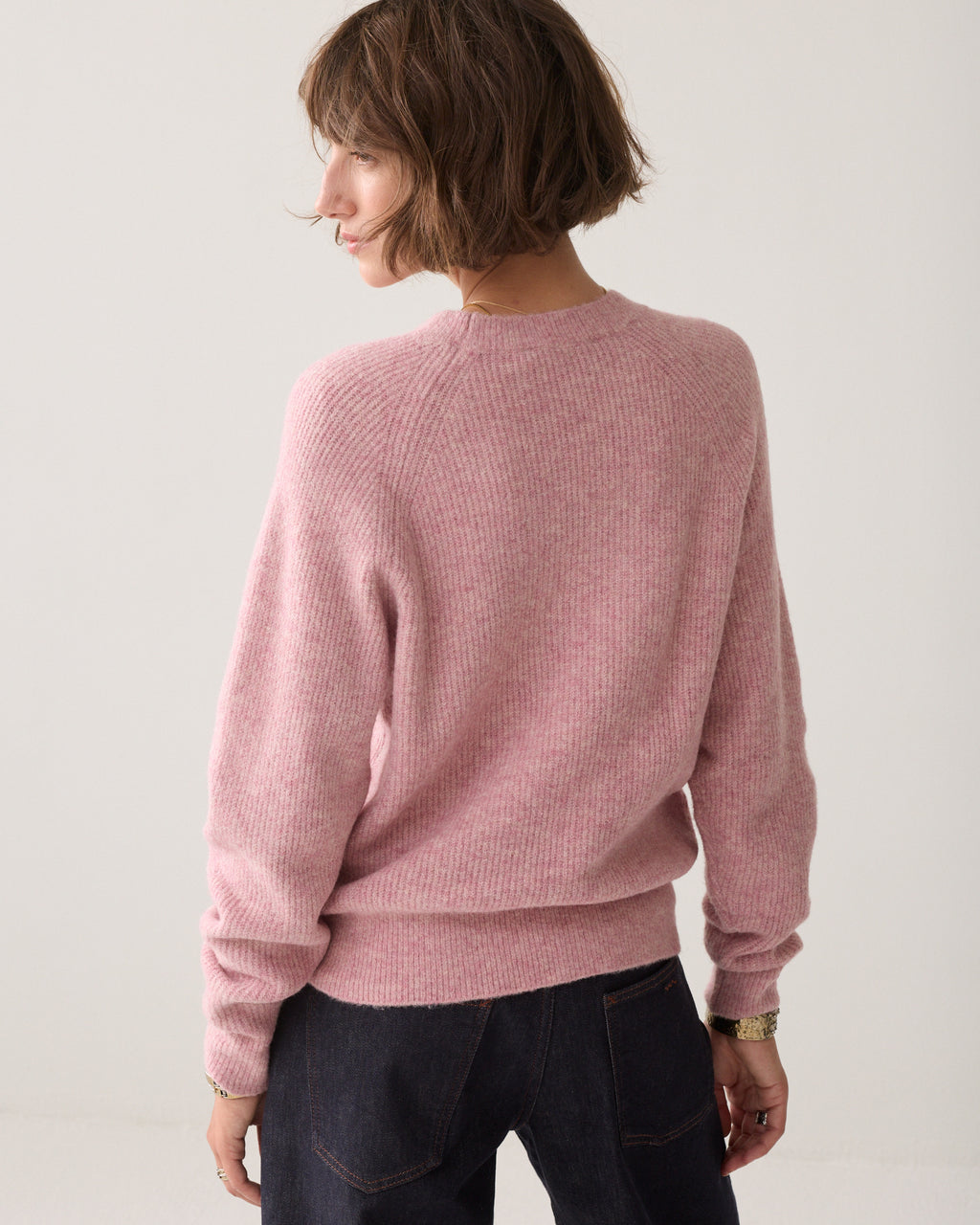 Pull à encolure ajourée