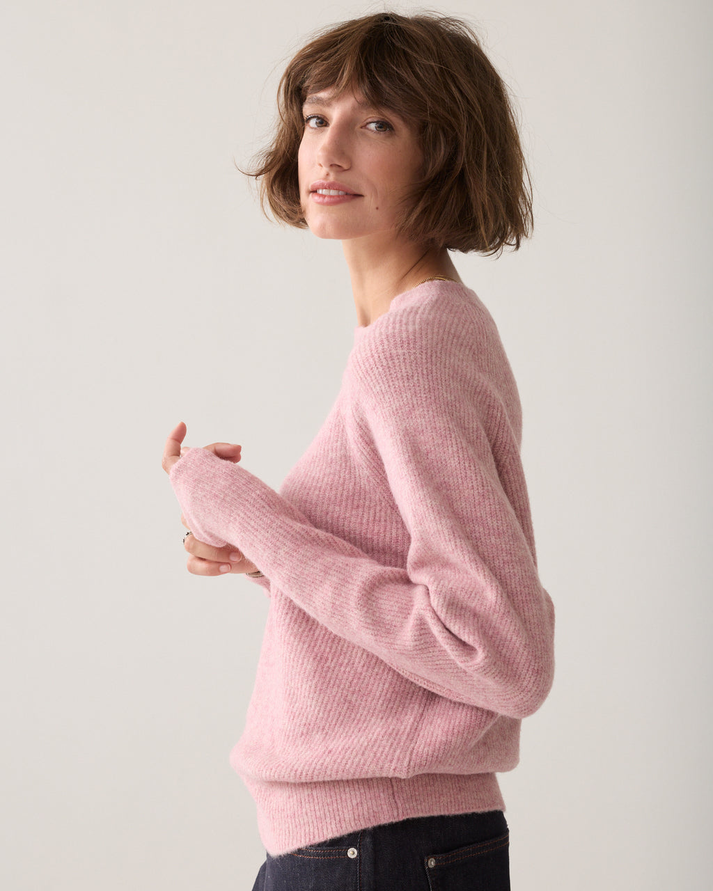 Pull à encolure ajourée