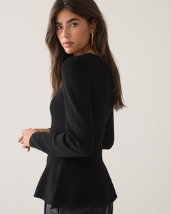 Getailleerde trui peplum