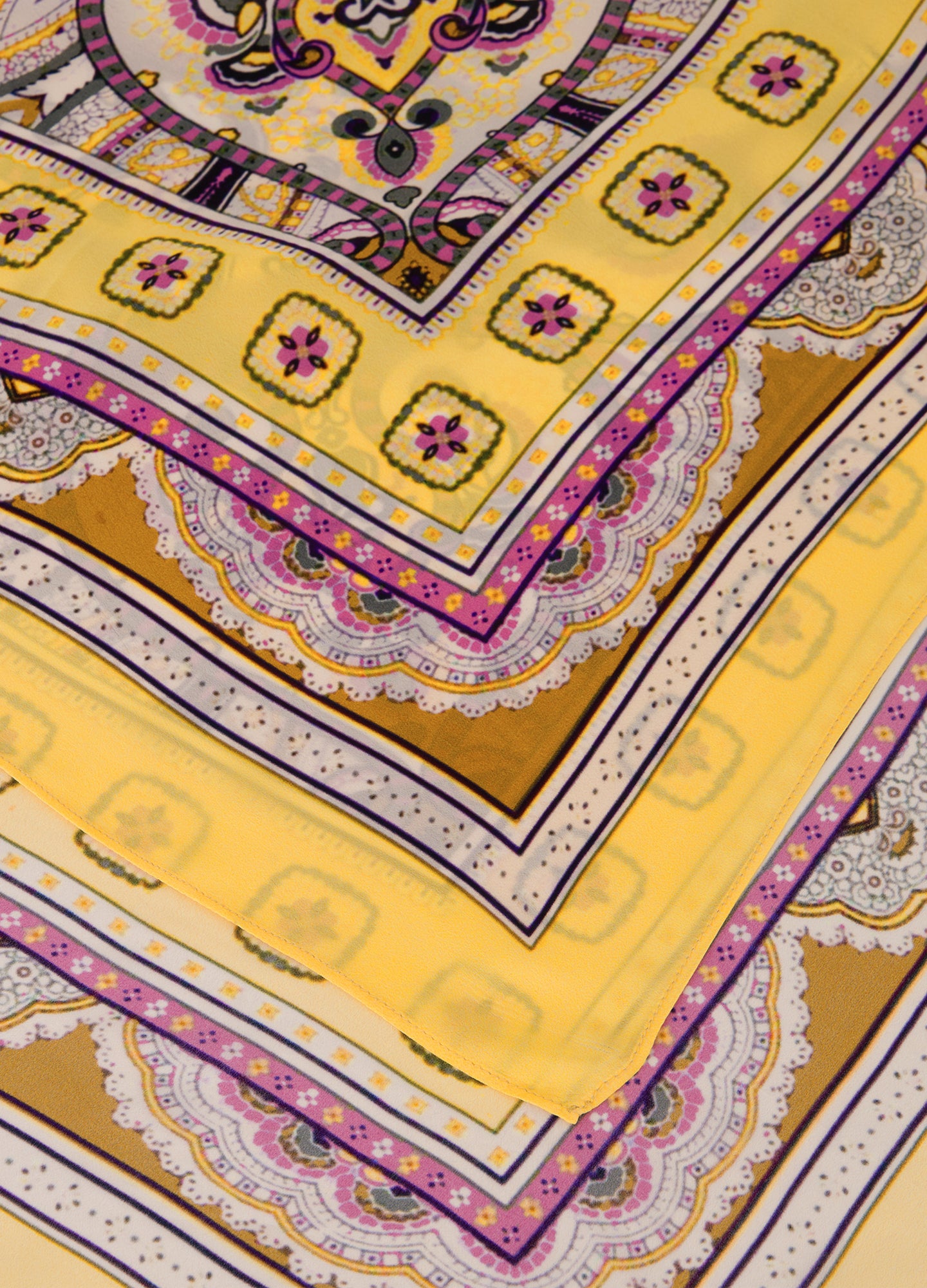 Shiny square scarf