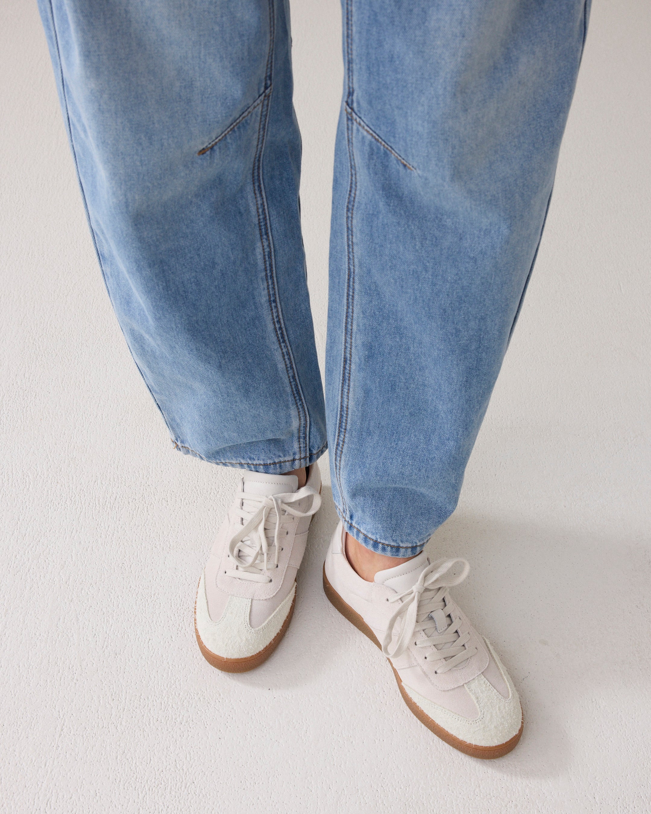 Sneaker en suède
