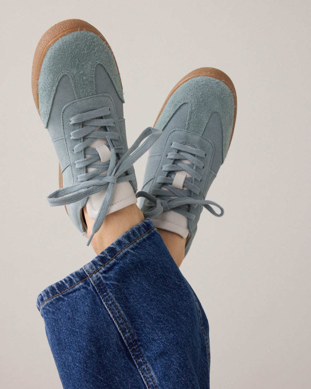 Sneaker en suède