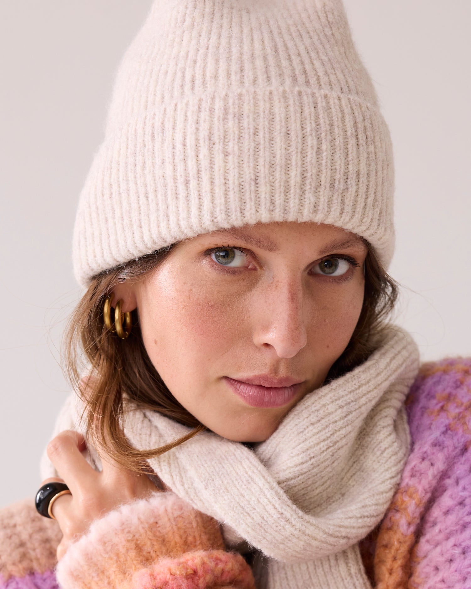 Gebreide beanie met omslag