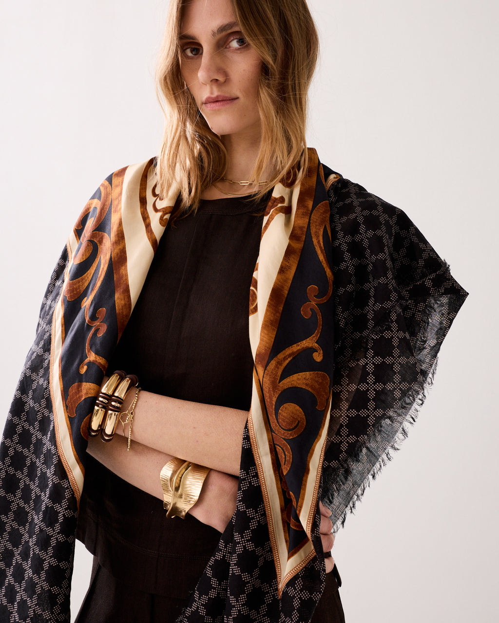 Grand foulard en satin viscose