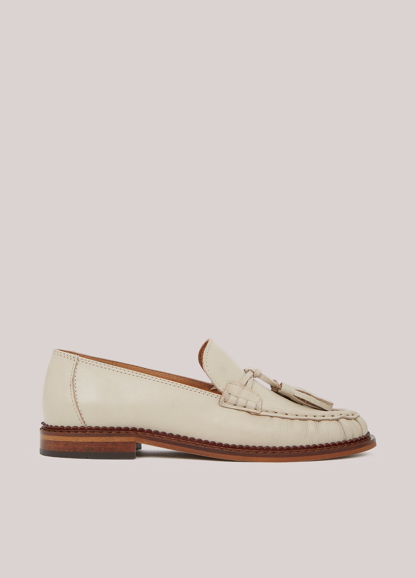 Mocassins en cuir avec glands