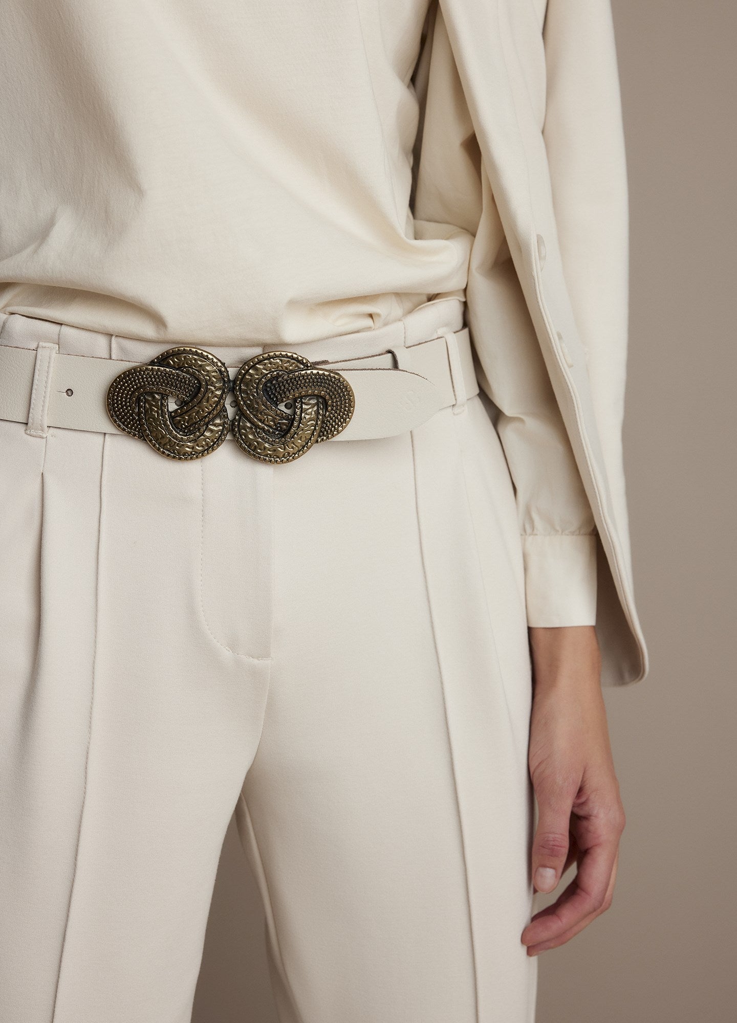 Belt with large buckle