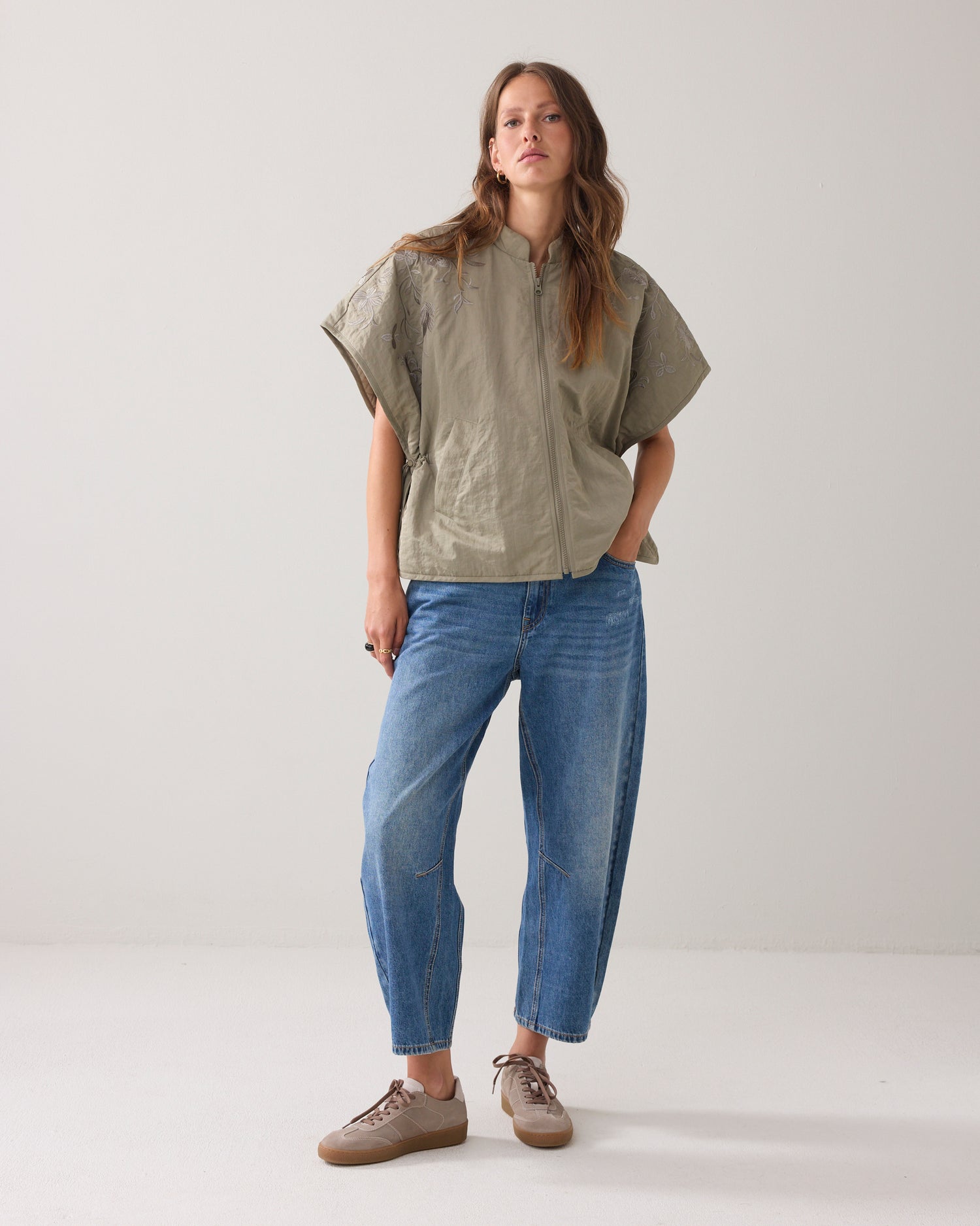 Embroidered gilet with embroidery