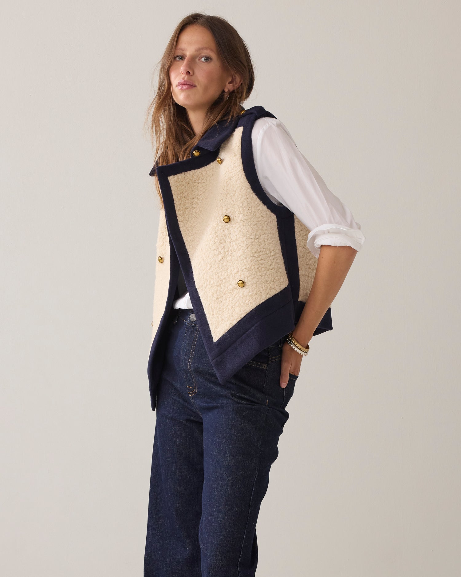 Gilet in bouclé blend with wool