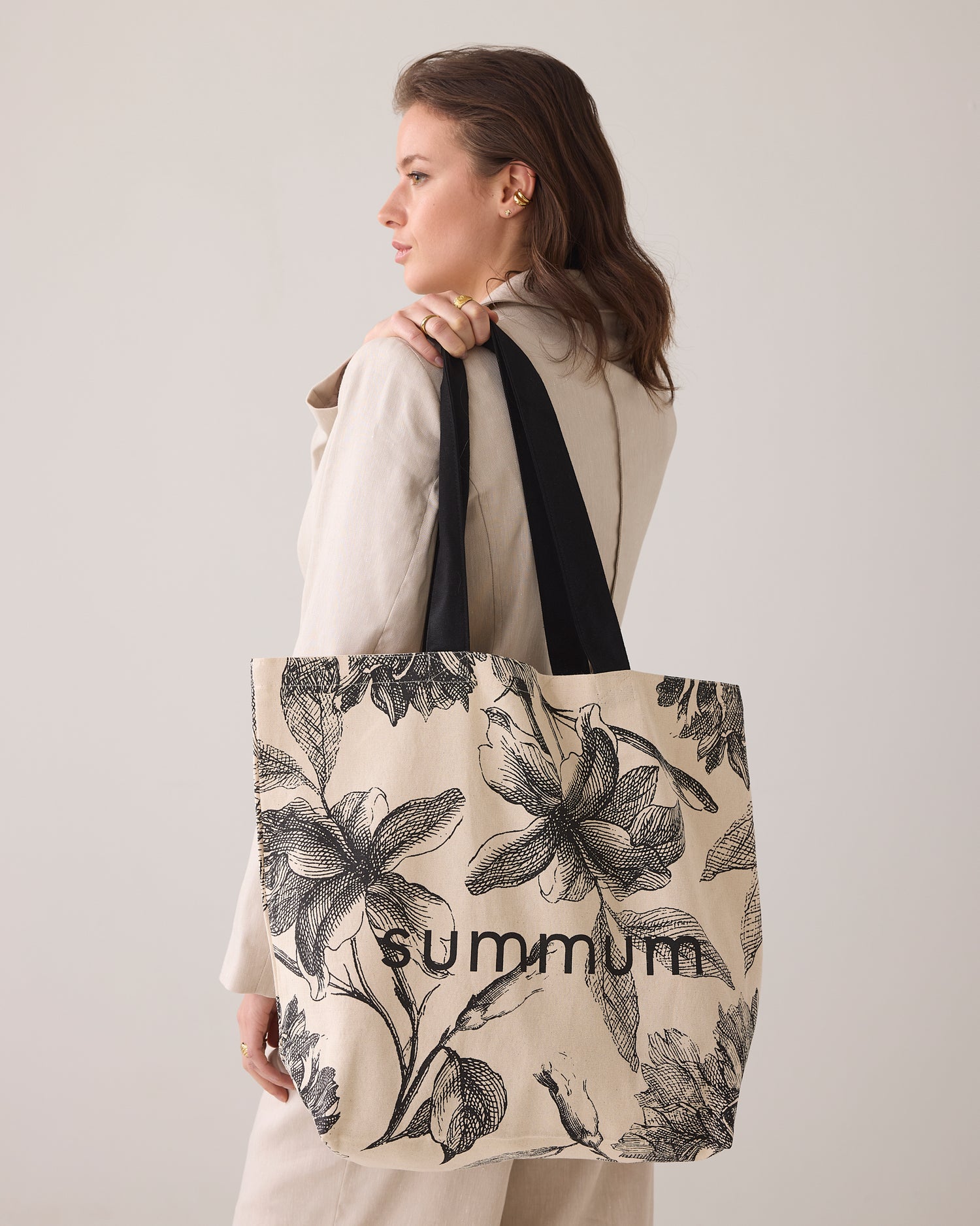 Gratis Canvas Shopper bij besteding vanaf 250 euro