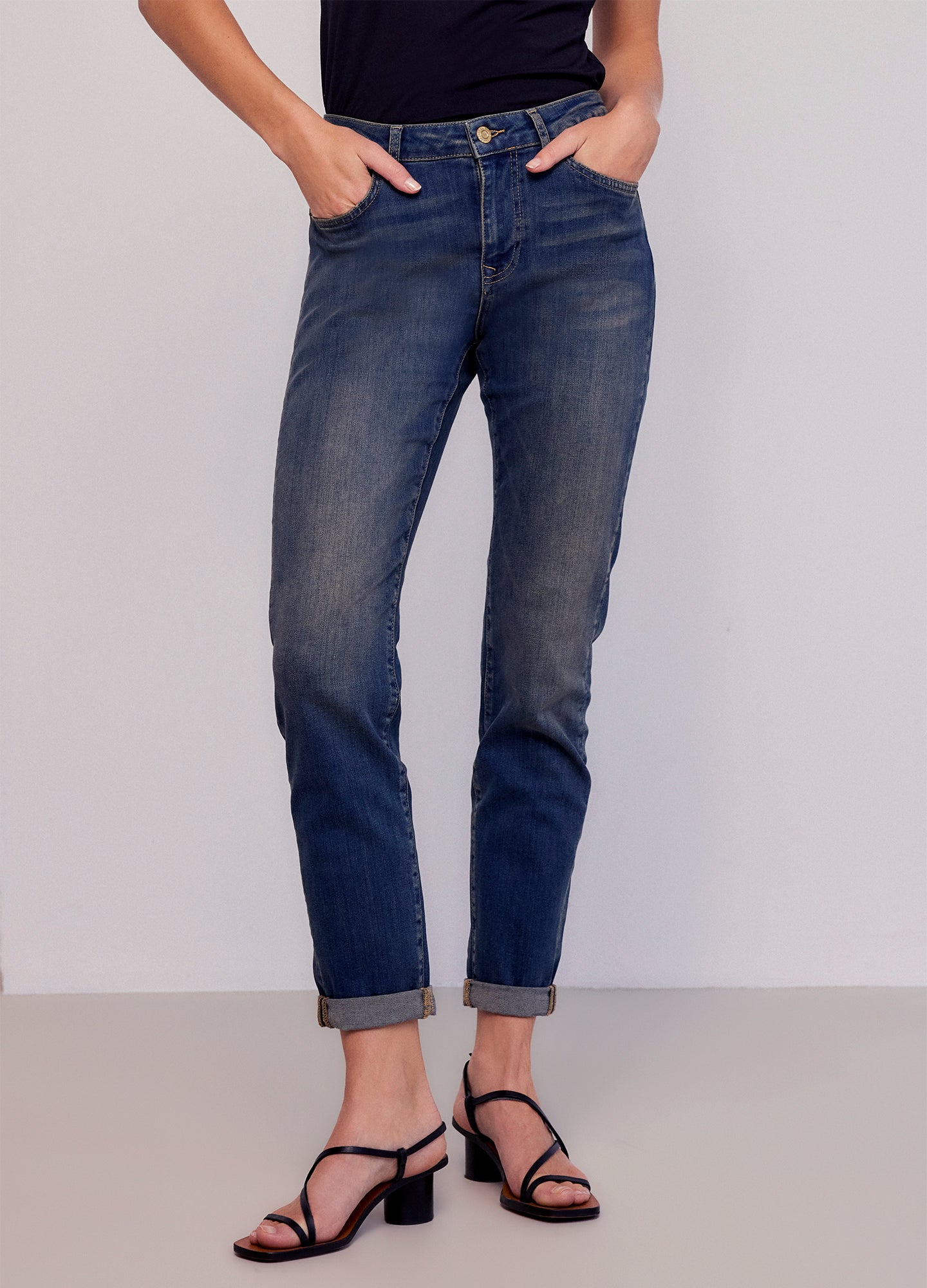 Skinny Blue Daze Nova