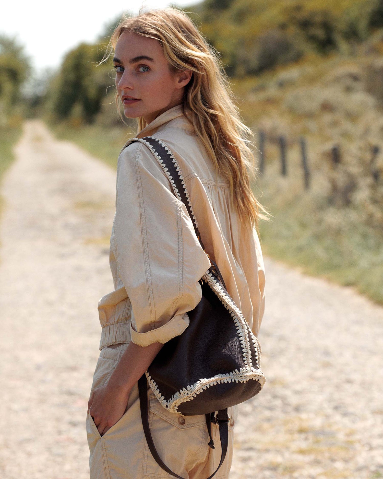 Feminine tops en blouses